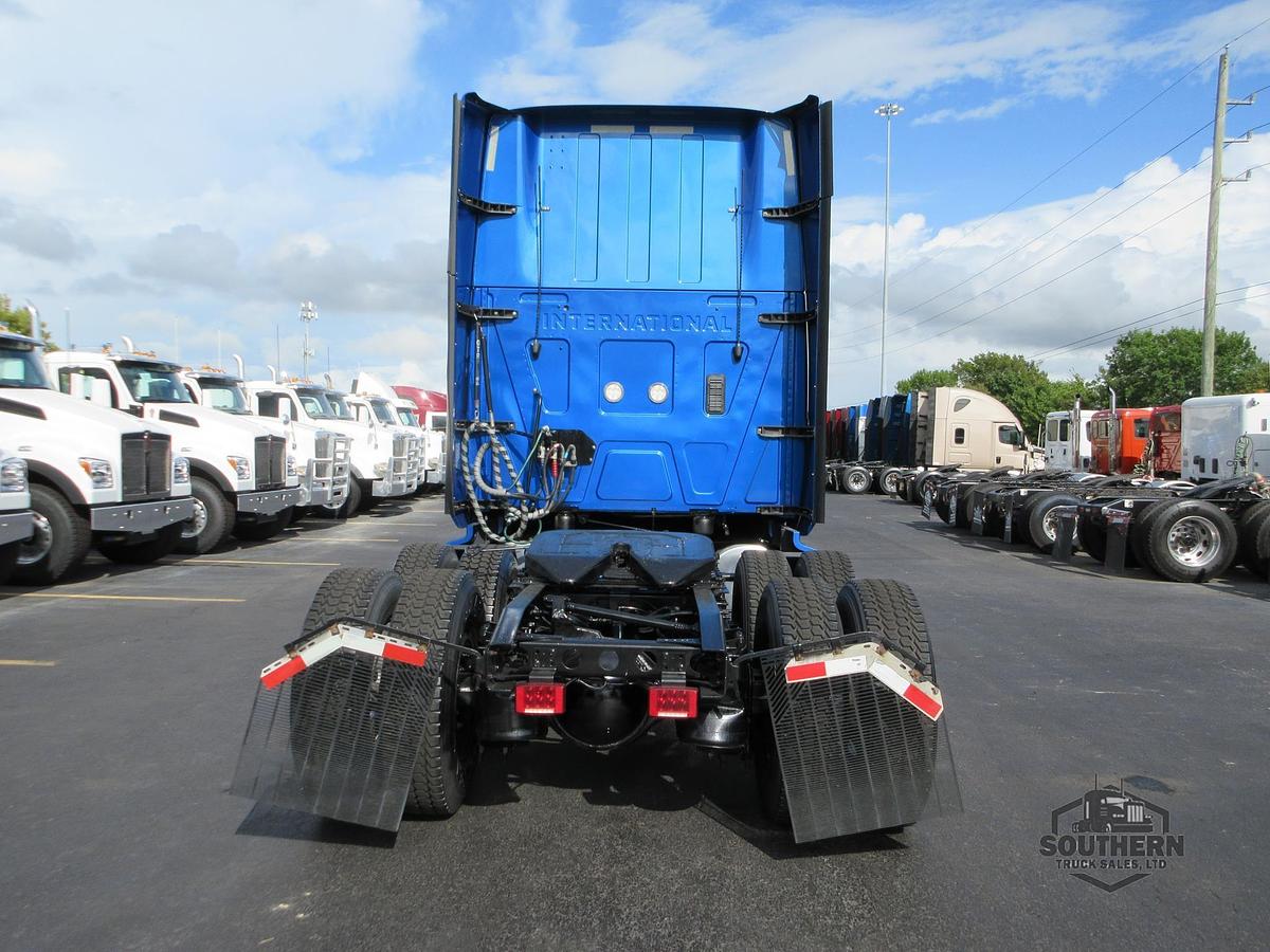 Used 2021 INTERNATIONAL LT