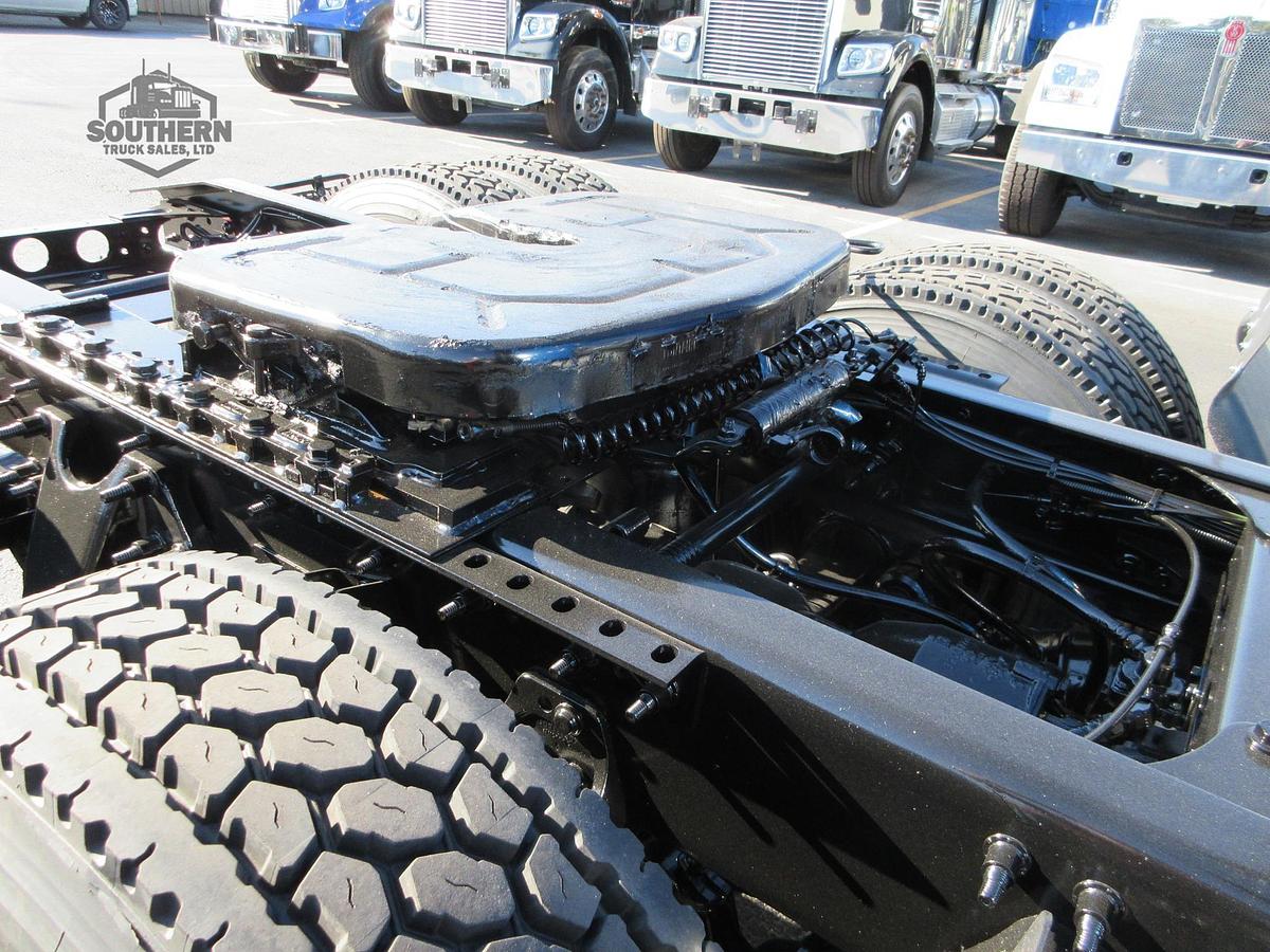 Used 2021 INTERNATIONAL LT