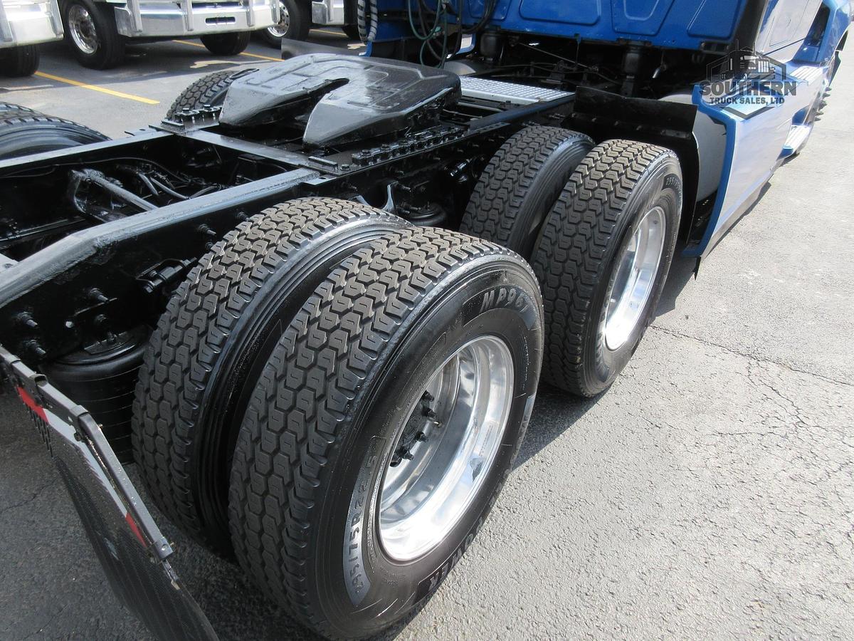 Used 2021 INTERNATIONAL LT