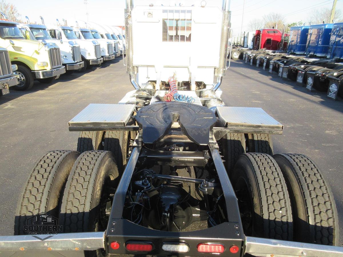 Used 2020 PETERBILT 389