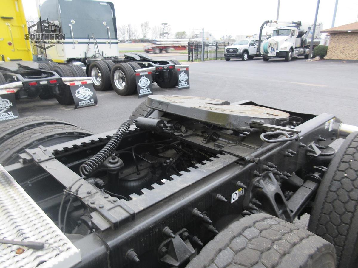 Used 2019 PETERBILT 389