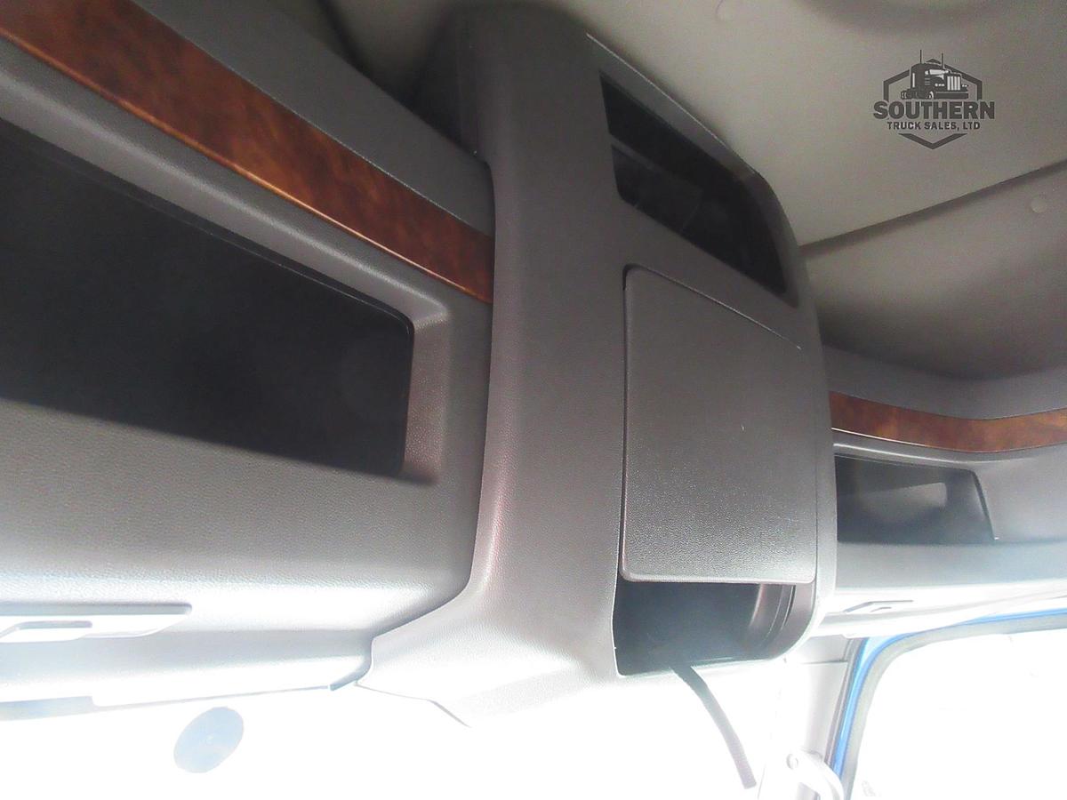 Used 2021 INTERNATIONAL LT