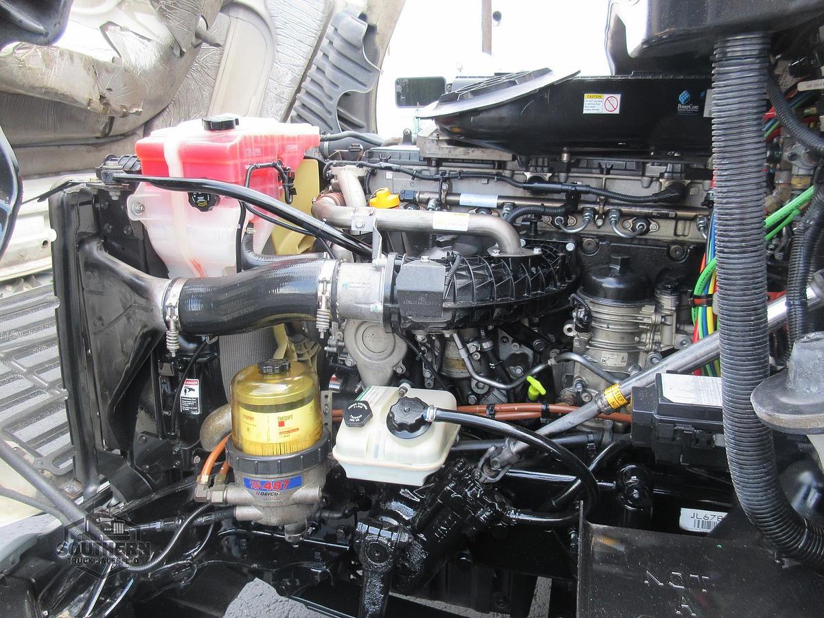 Used 2018 FREIGHTLINER CASCADIA 125