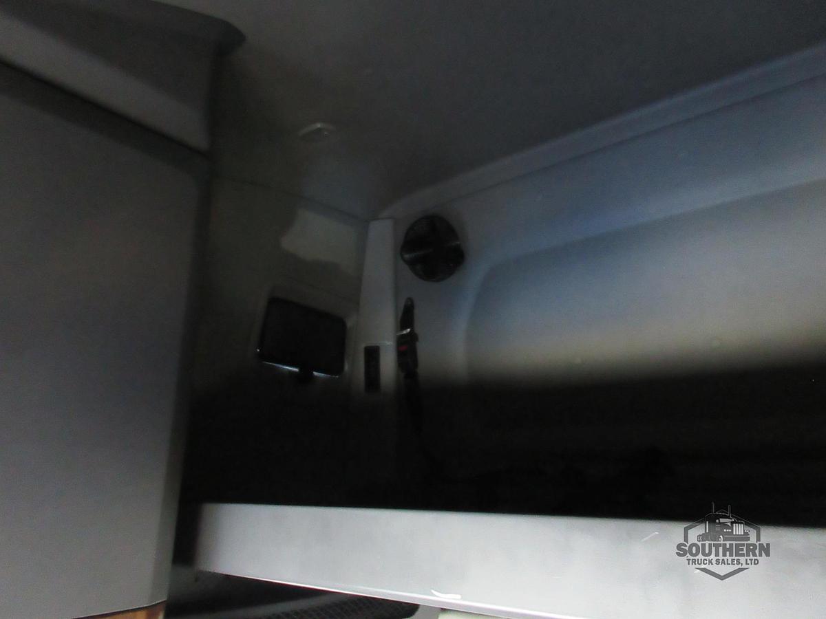 Used 2021 INTERNATIONAL LT
