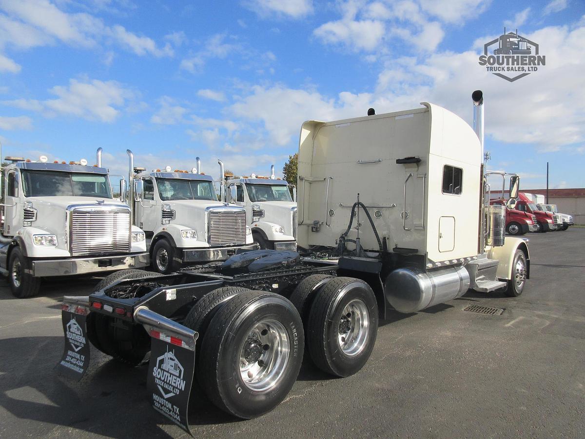 Used 2019 PETERBILT 389