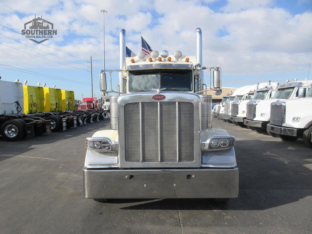 Used 2019 PETERBILT 389