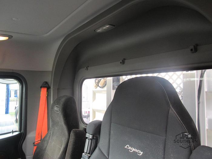 Used 2017 PETERBILT 367