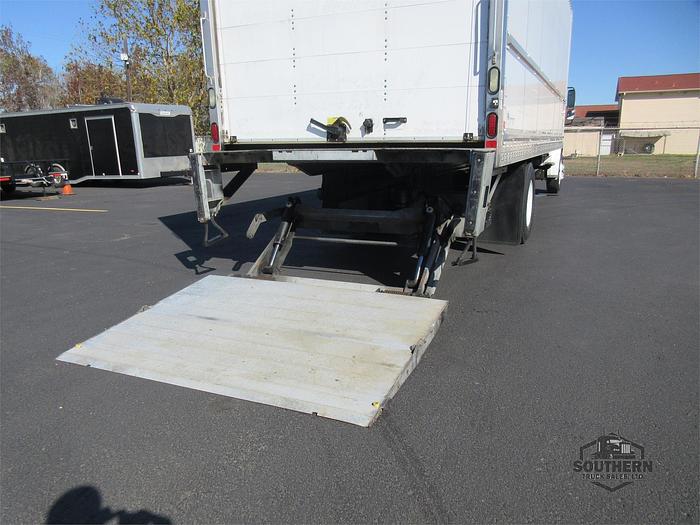 Used 2017 FREIGHTLINER BUSINESS CLASS M2 106