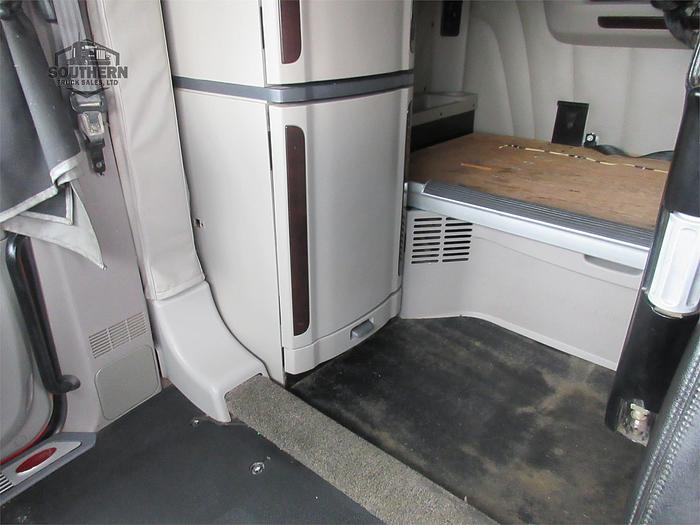 Used 2018 PETERBILT 579