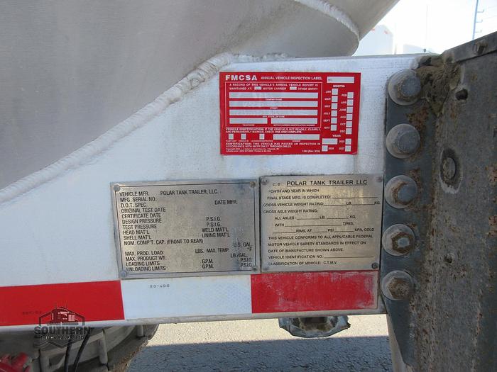 Used 2011 POLAR 41 ft