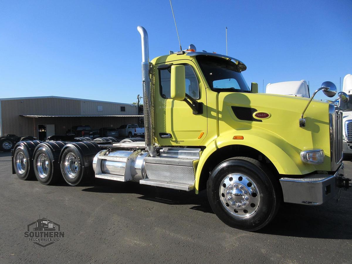 Used 2020 PETERBILT 567