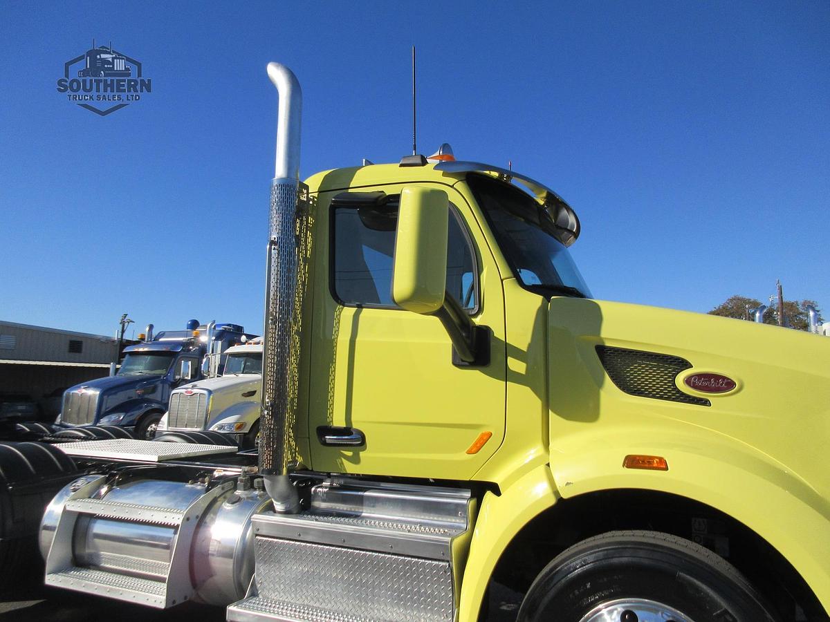 Used 2020 PETERBILT 567