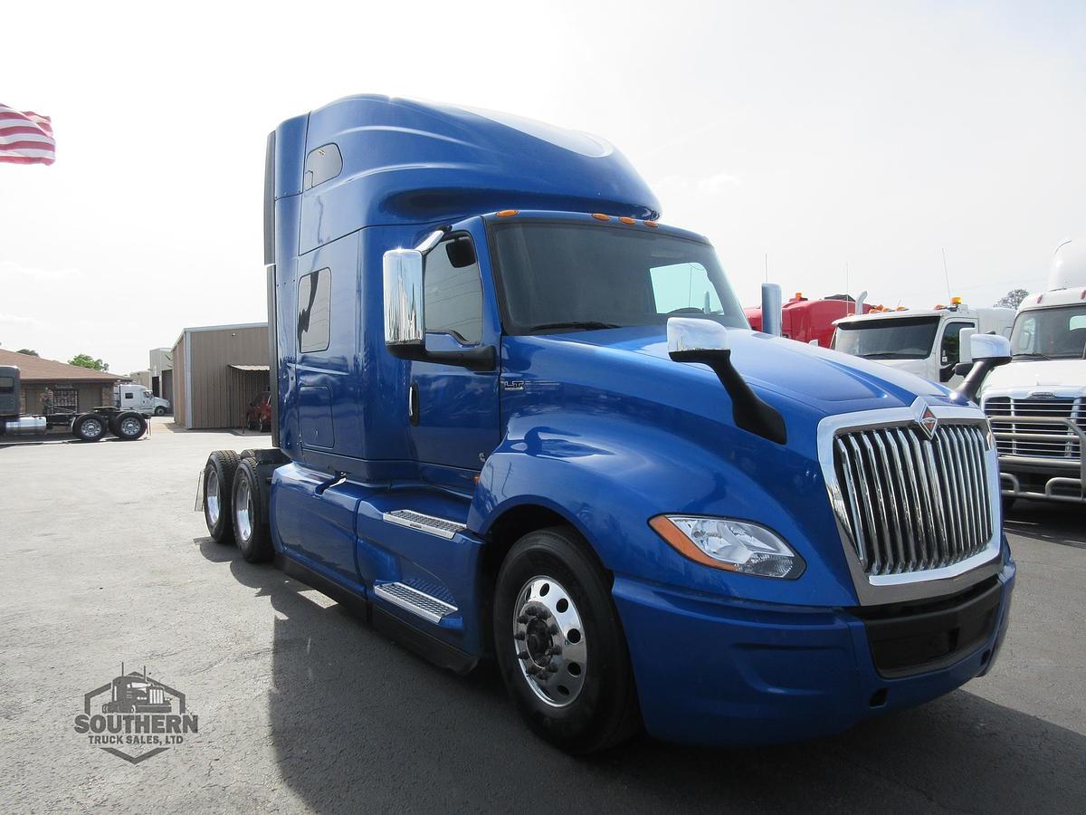 Used 2021 INTERNATIONAL LT