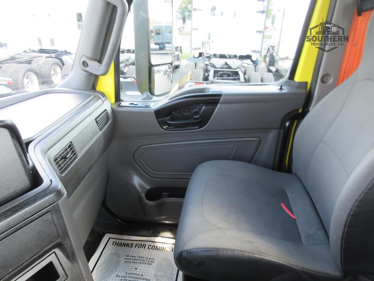 Used 2023 INTERNATIONAL LT