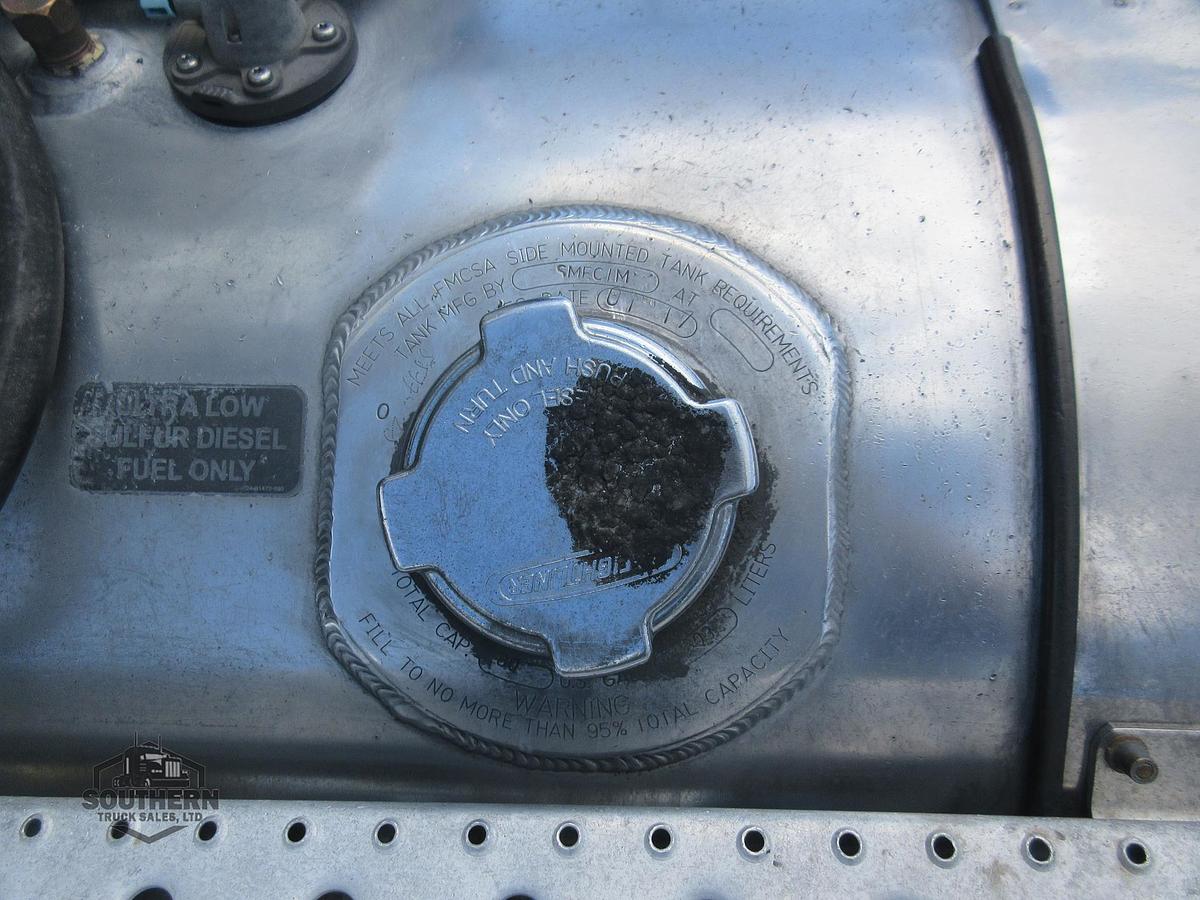 Used 2018 FREIGHTLINER CASCADIA 125