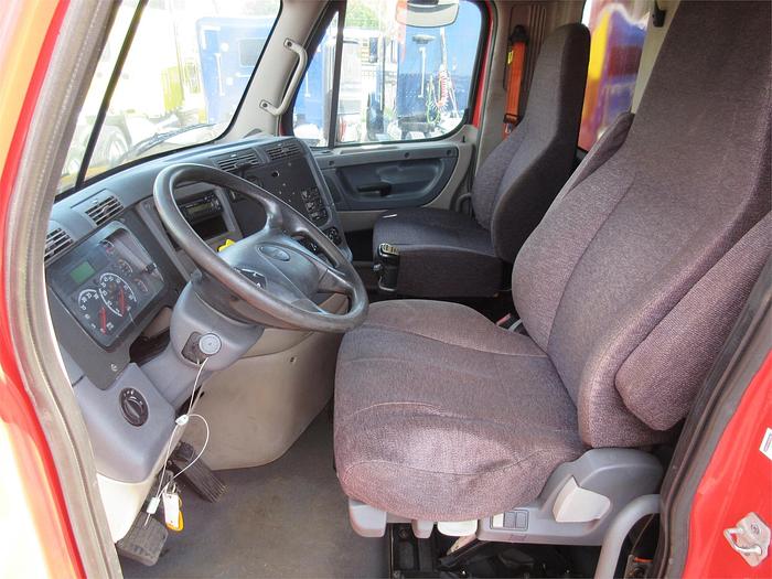 Used 2017 FREIGHTLINER CASCADIA 125