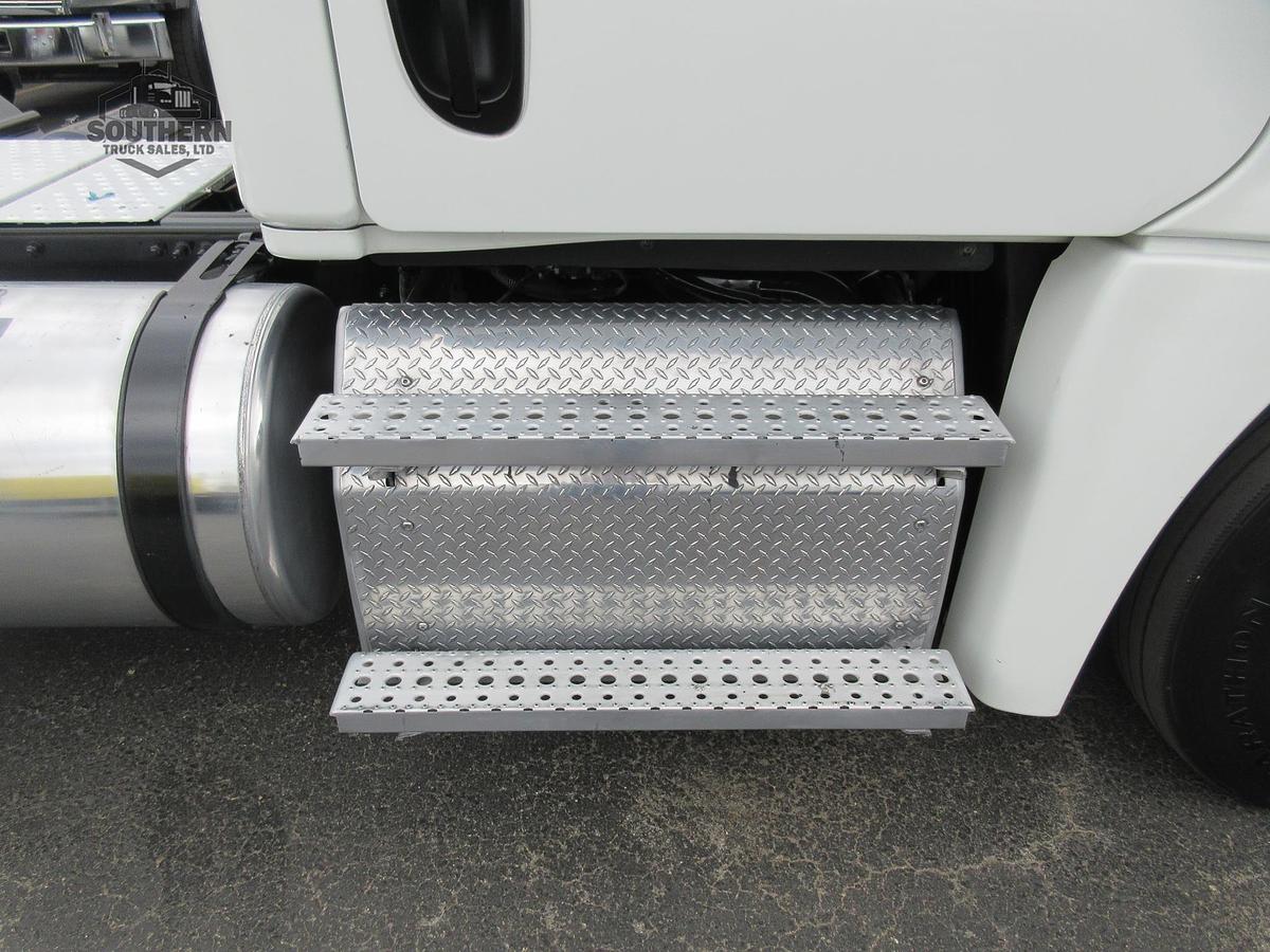 Used 2020 FREIGHTLINER CASCADIA 125