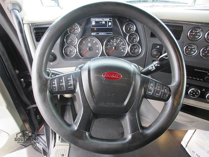Used 2018 PETERBILT 579
