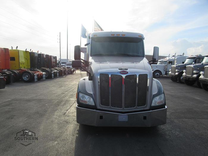 Used 2015 PETERBILT 579
