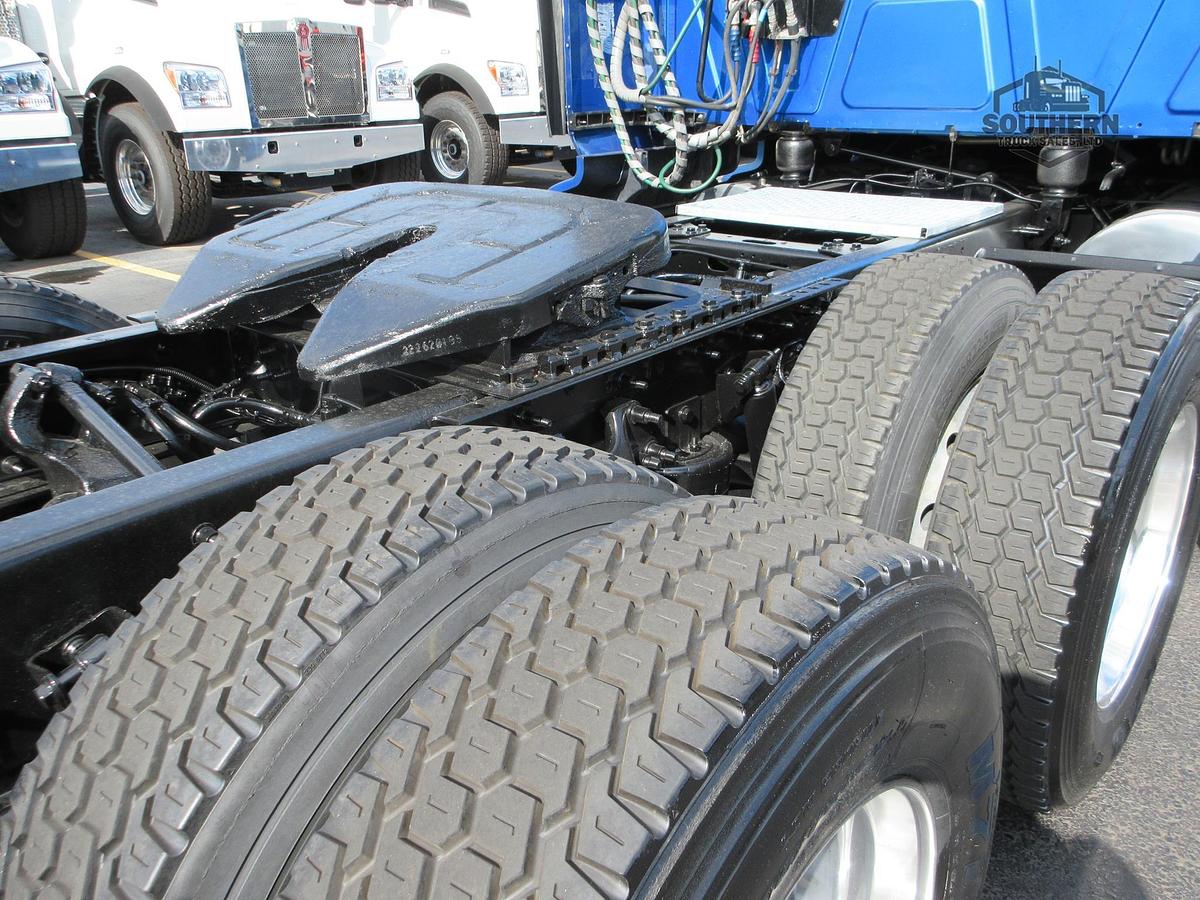Used 2021 INTERNATIONAL LT