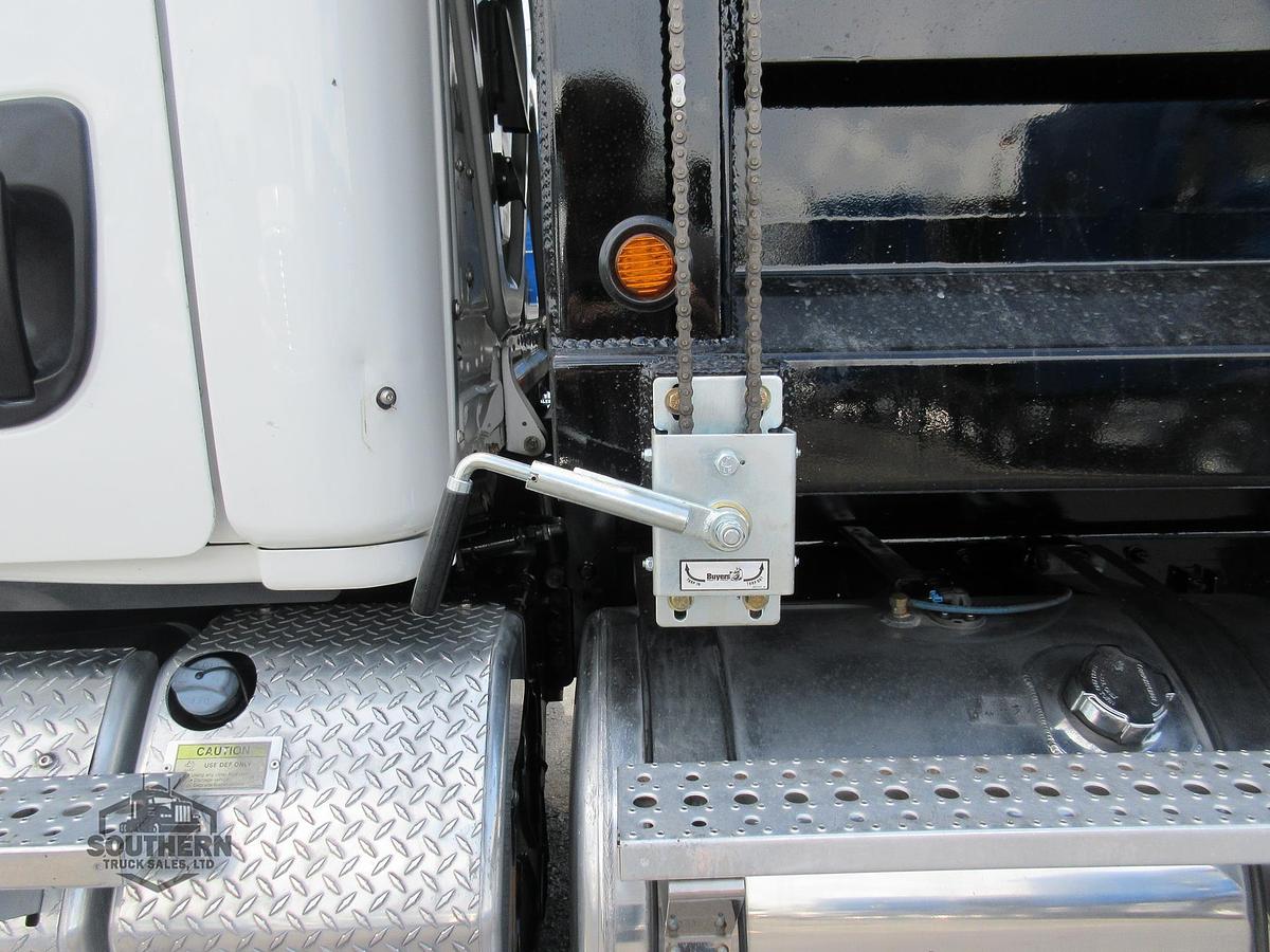 Used 2018 FREIGHTLINER CASCADIA 125