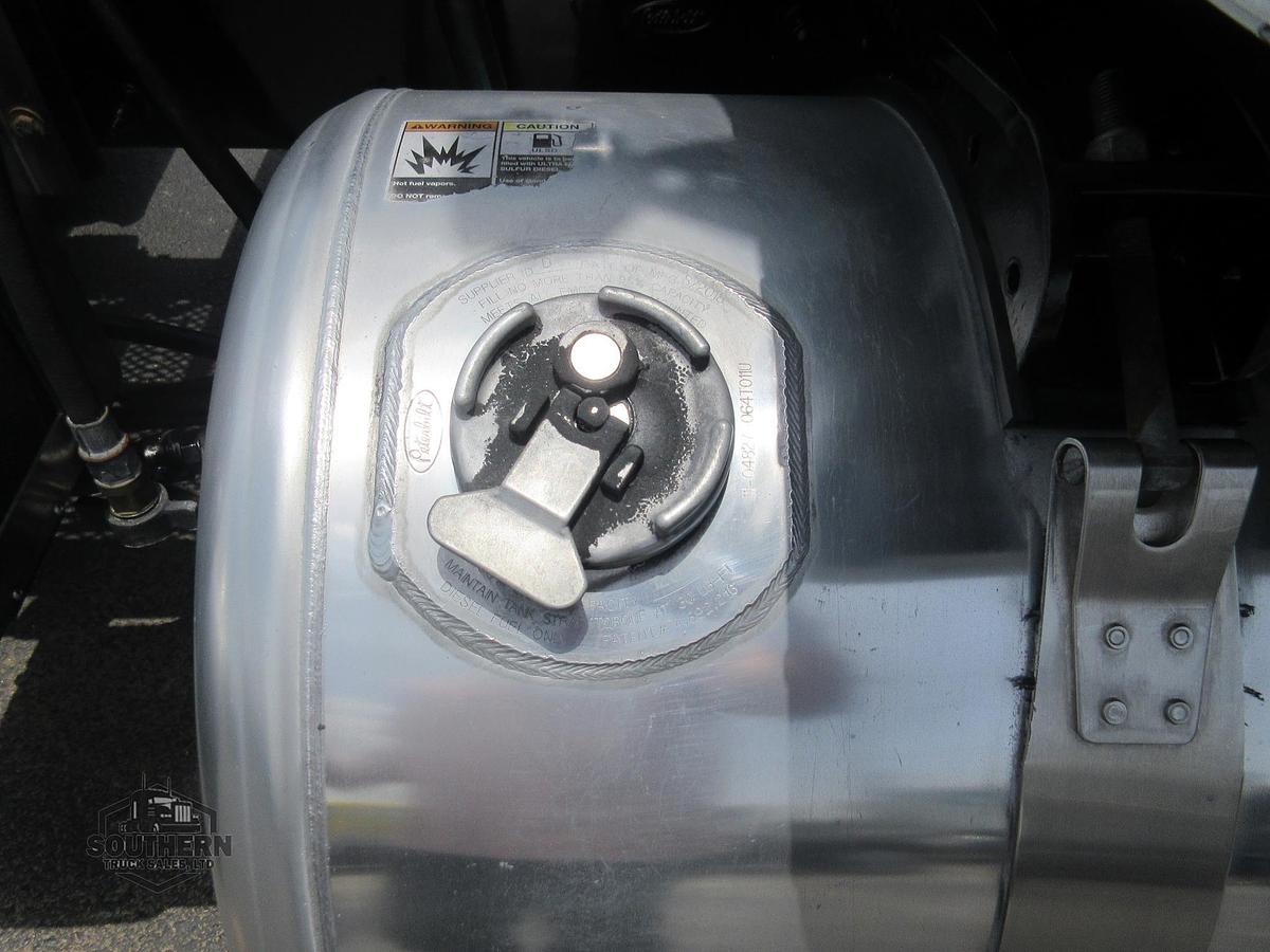 Used 2019 PETERBILT 389