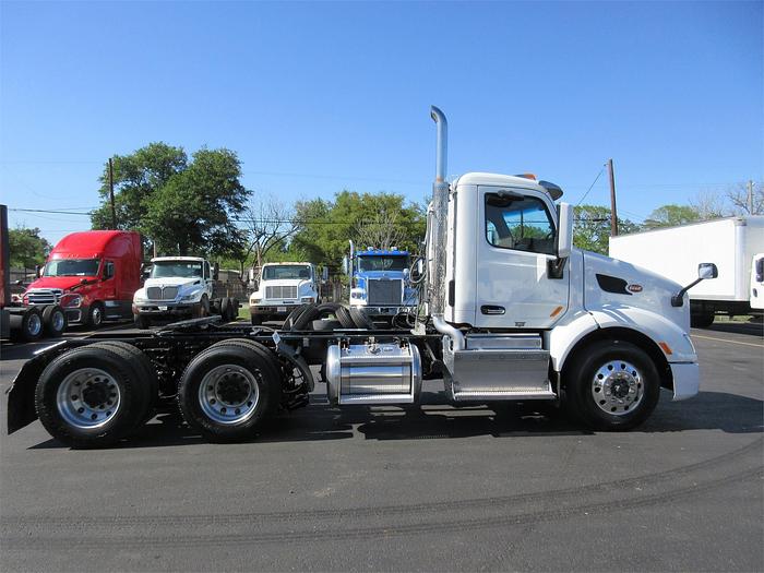 Used 2017 PETERBILT 579