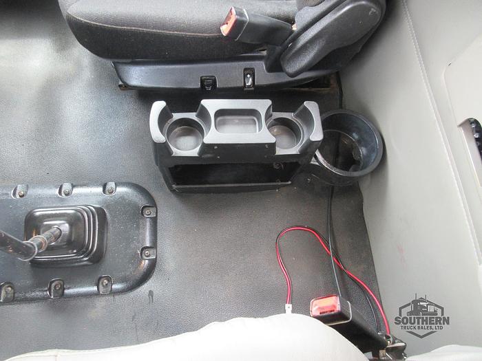 Used 2019 PETERBILT 567