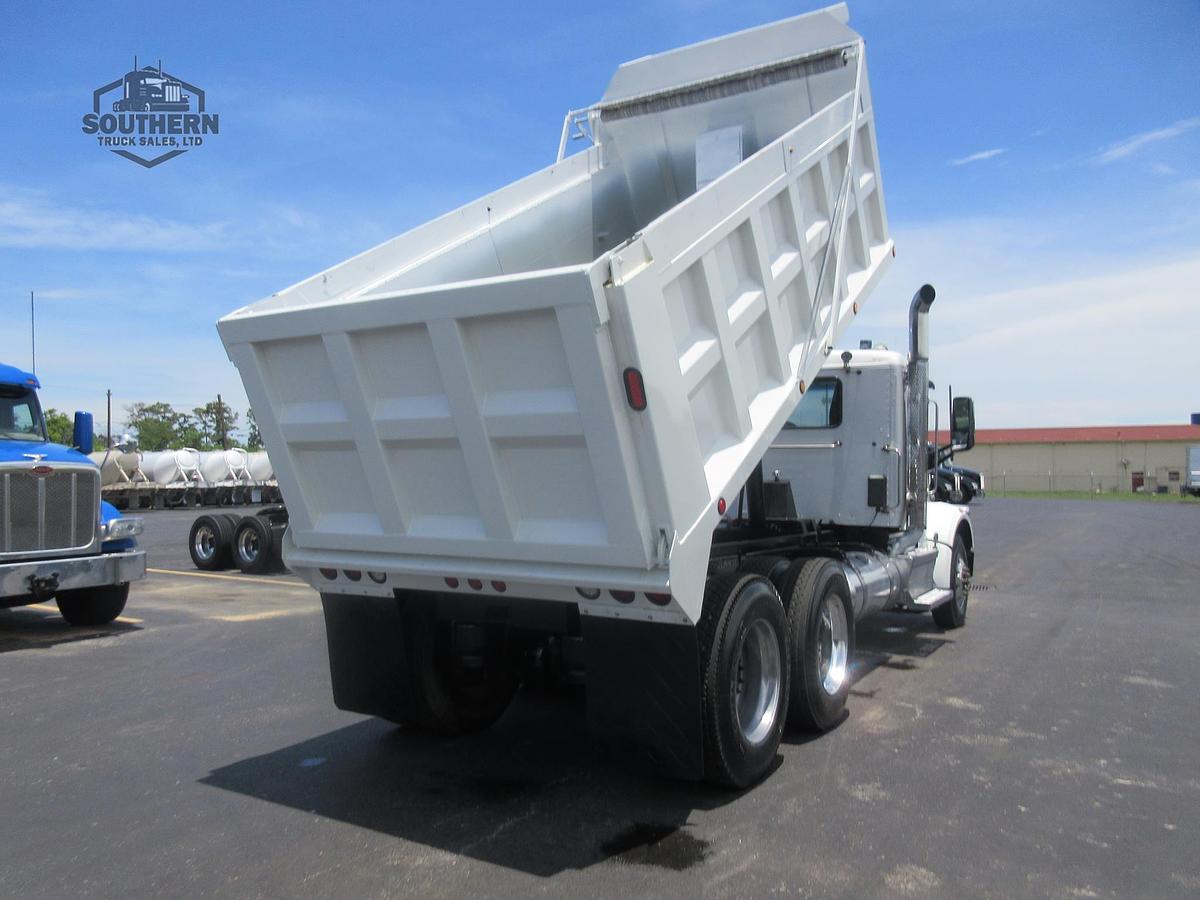 Used 2019 PETERBILT 567
