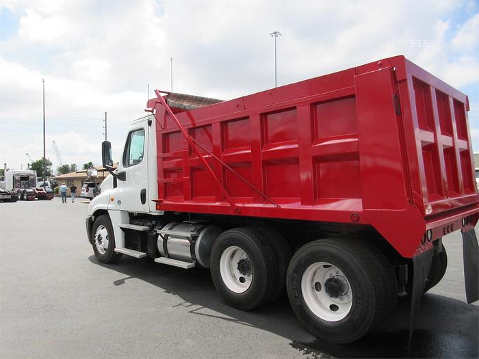 Used 2015 FREIGHTLINER CASCADIA 125