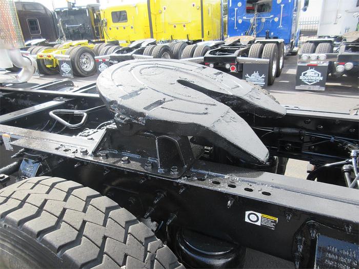 Used 2014 PETERBILT 365