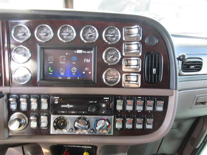 Used 2020 PETERBILT 389