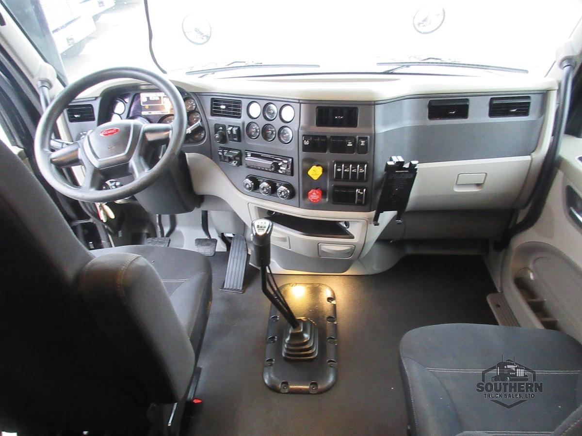 Used 2021 PETERBILT 567
