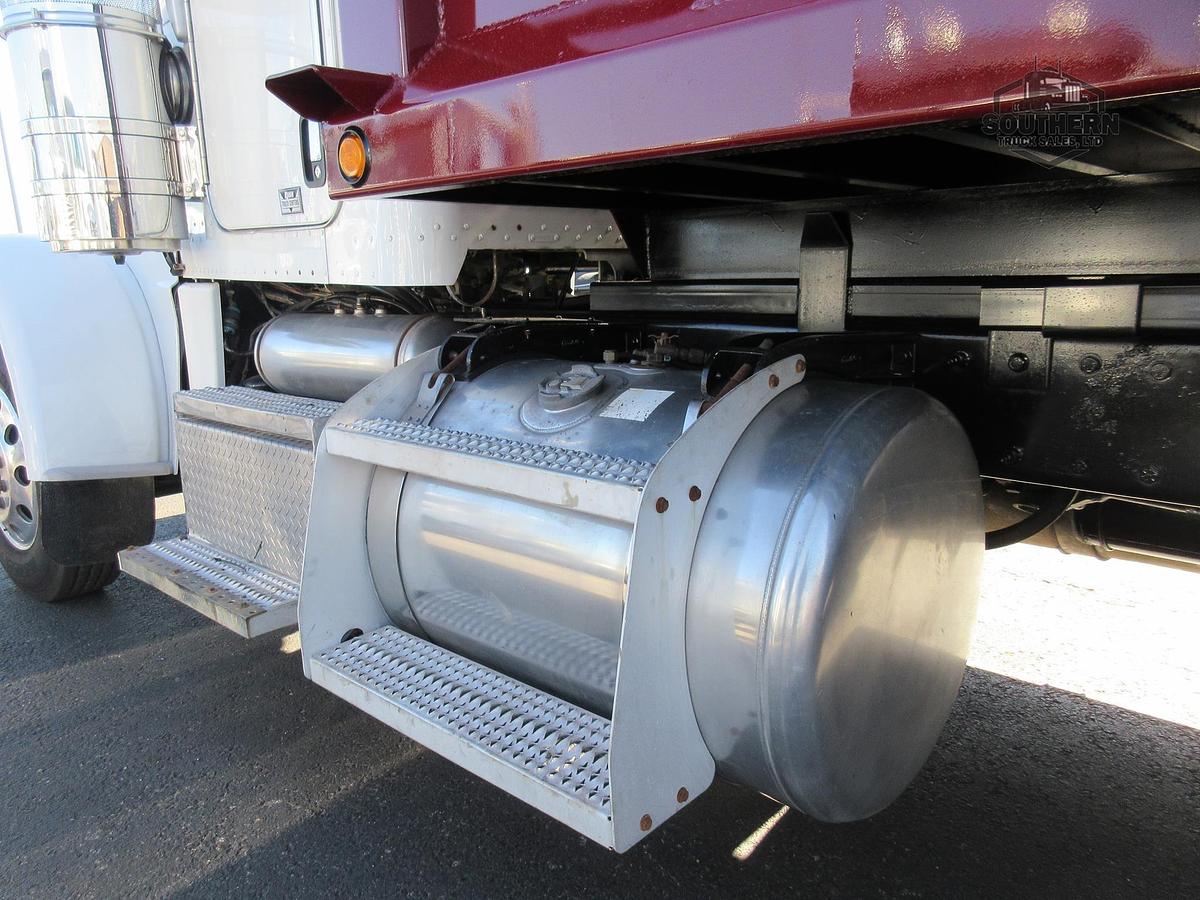 Used 2019 PETERBILT 389