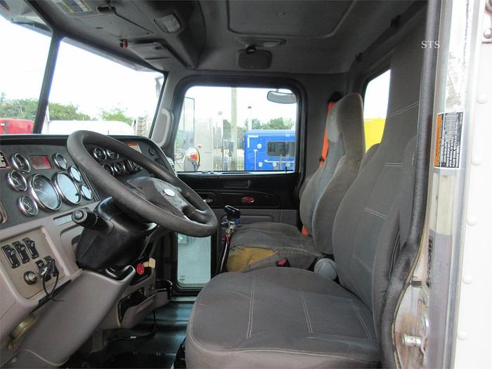 Used 2013 PETERBILT 365