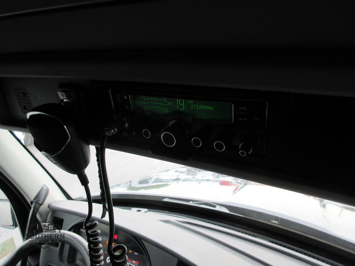 Used 2023 KENWORTH T880