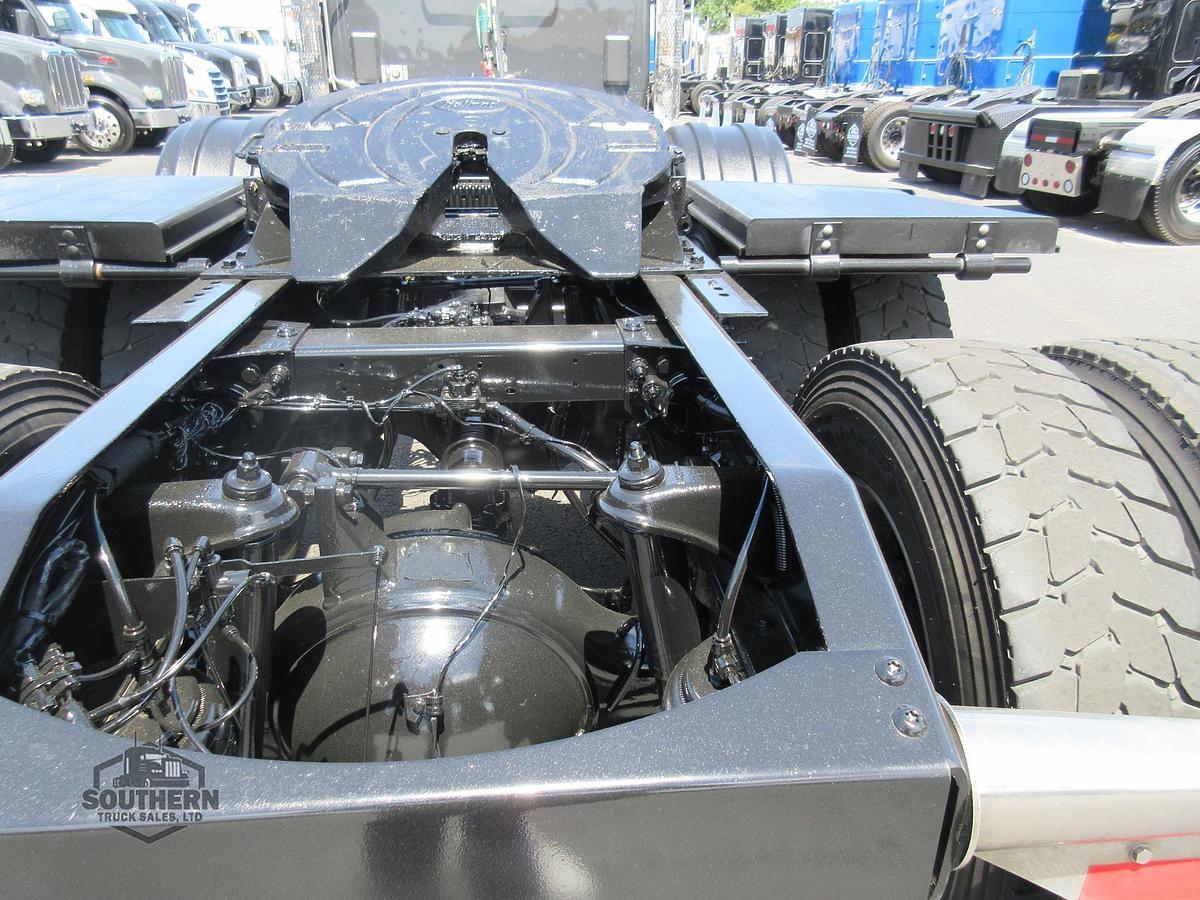 Used 2025 PETERBILT 567
