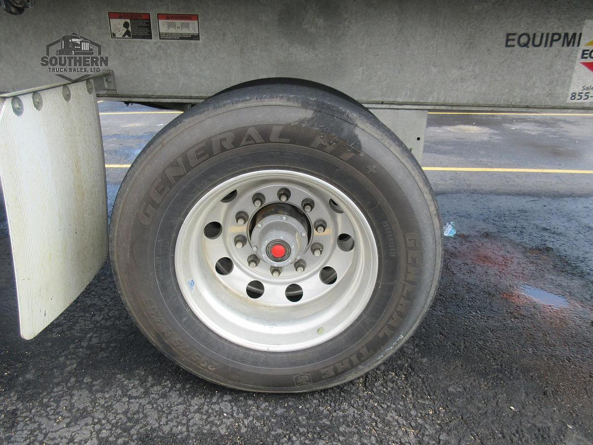 Used 2023 HYUNDAI 48 ft x 102 in