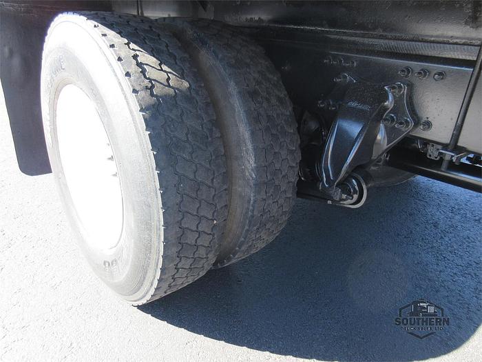 Used 2017 FREIGHTLINER BUSINESS CLASS M2 106