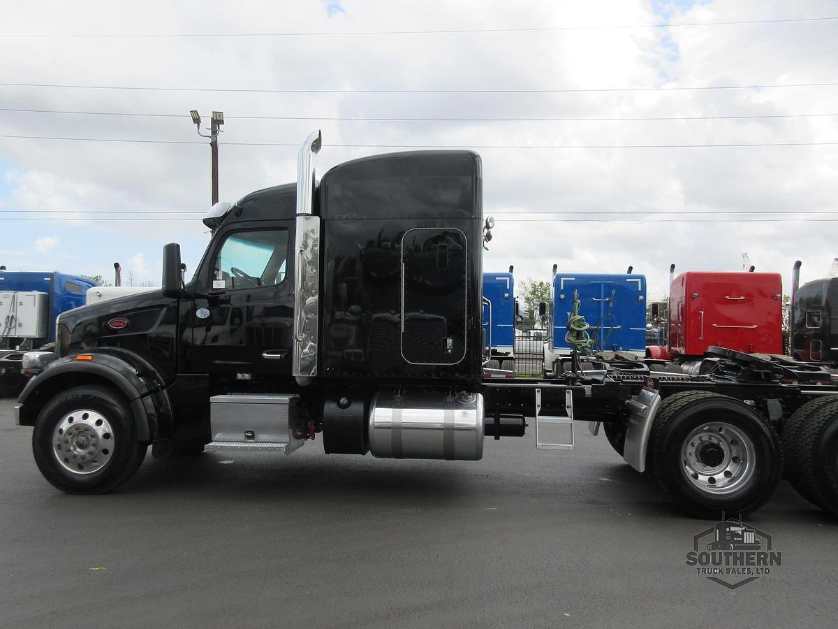 Used 2023 PETERBILT 567