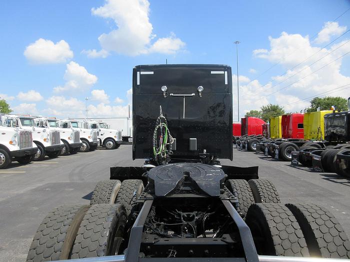 Used 2021 KENWORTH T880