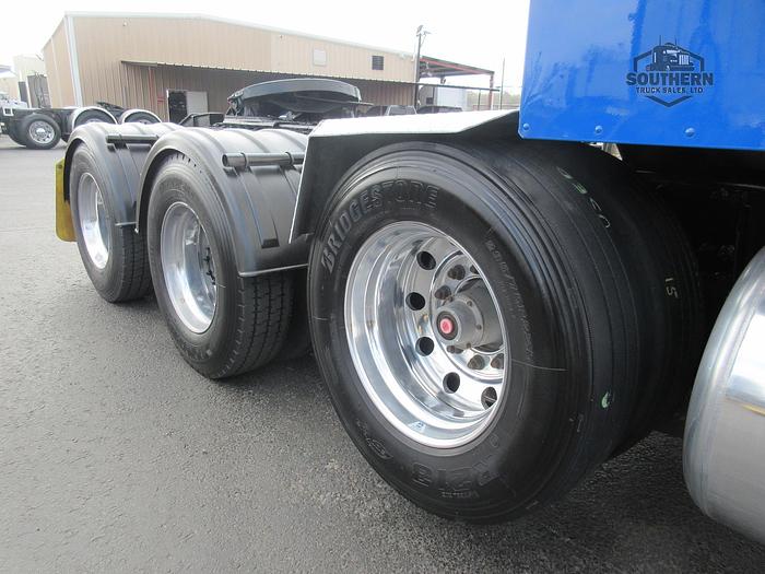 Used 2020 PETERBILT 567