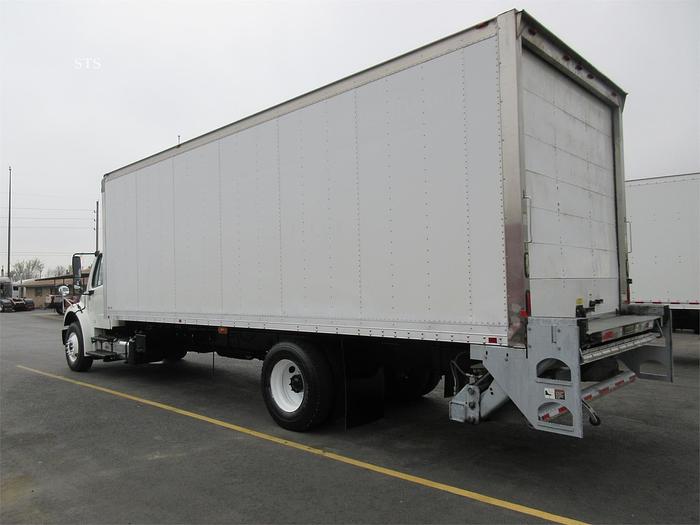 Used 2014 FREIGHTLINER BUSINESS CLASS M2 106