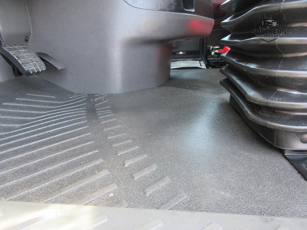 Used 2018 INTERNATIONAL LT