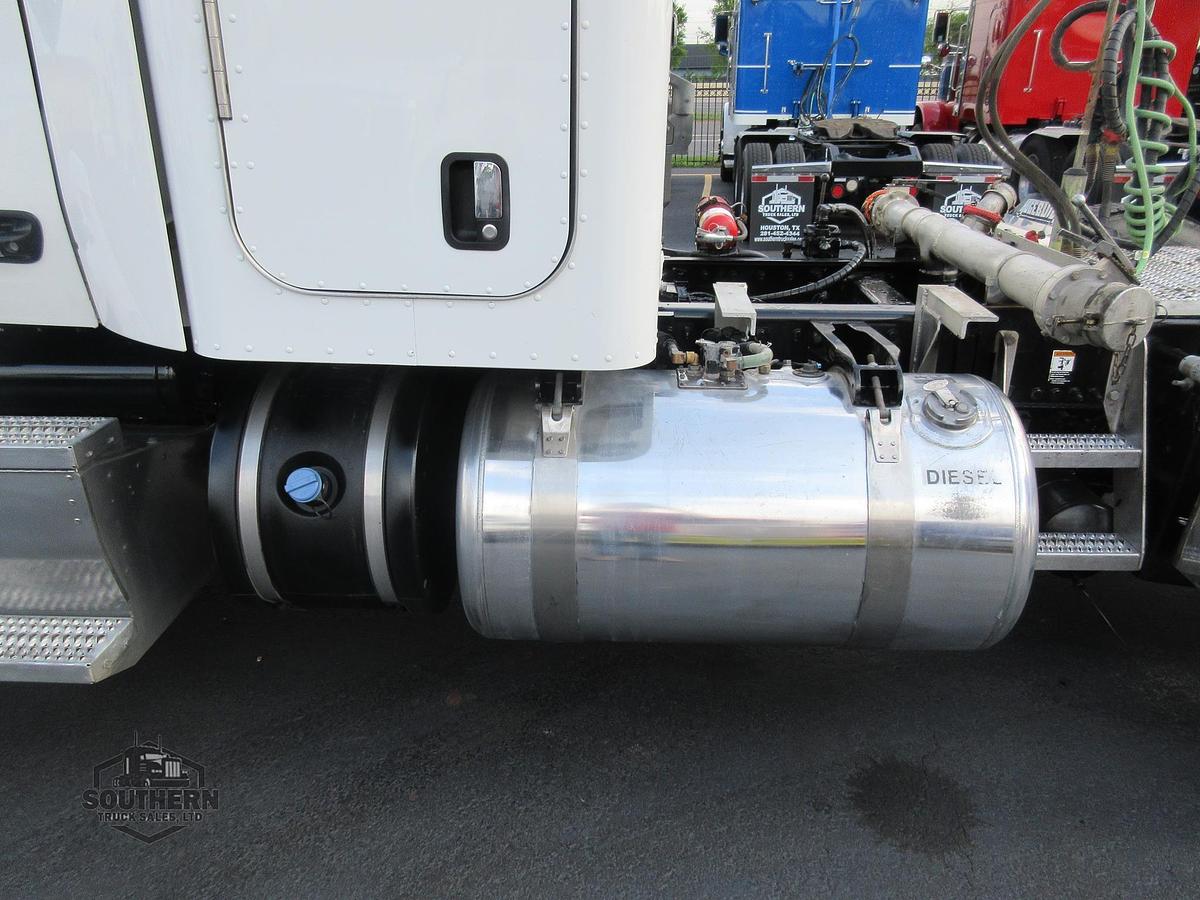 Used 2019 PETERBILT 567