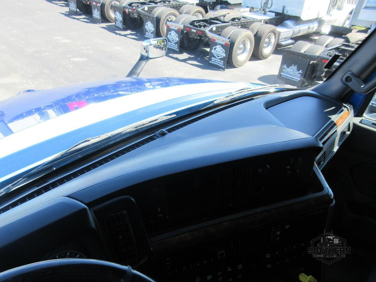 Used 2021 INTERNATIONAL LT