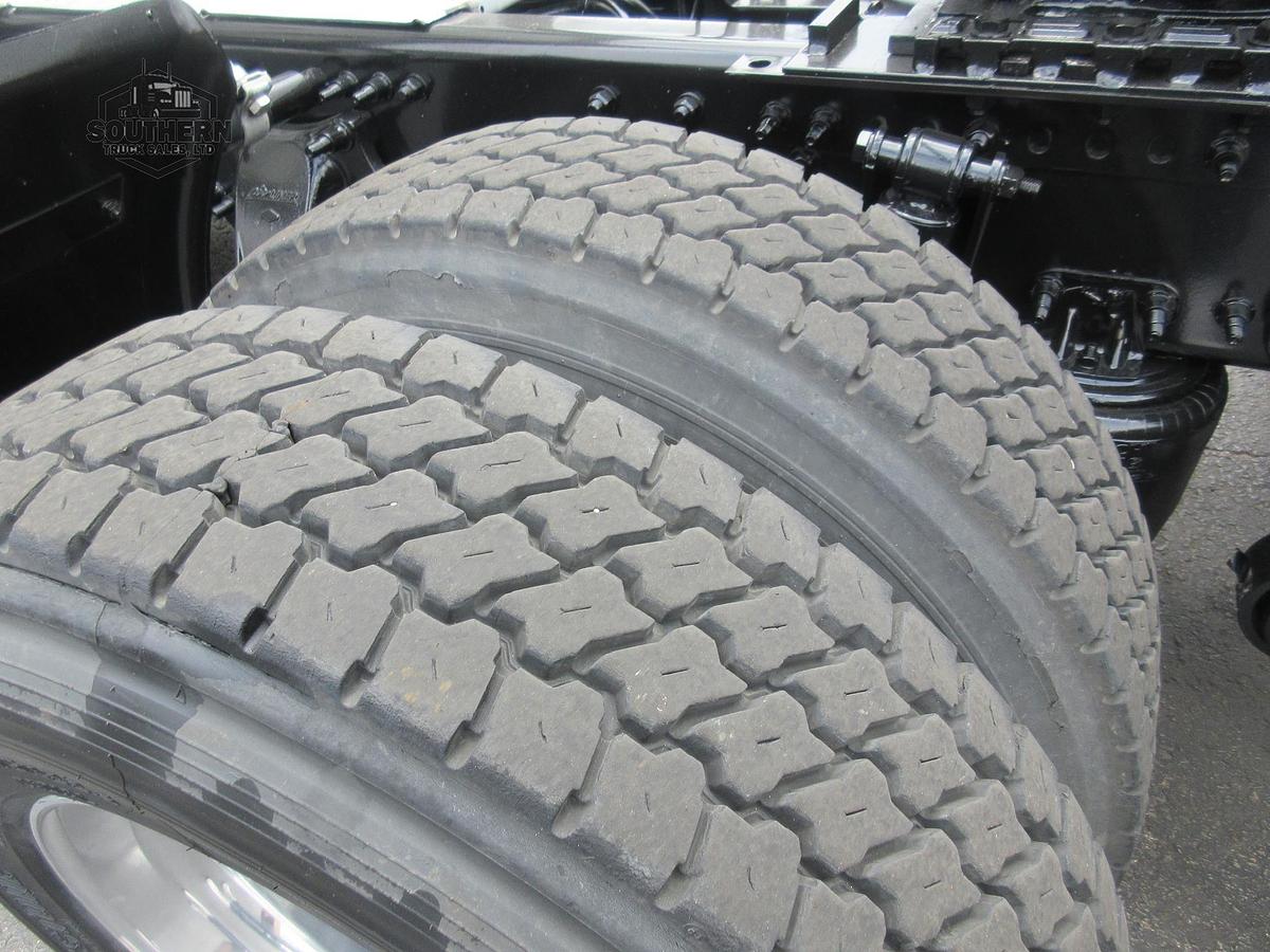 Used 2020 FREIGHTLINER CASCADIA 126