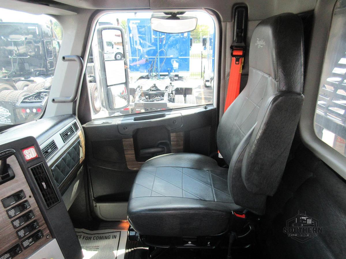 Used 2019 FREIGHTLINER CORONADO 122 SD