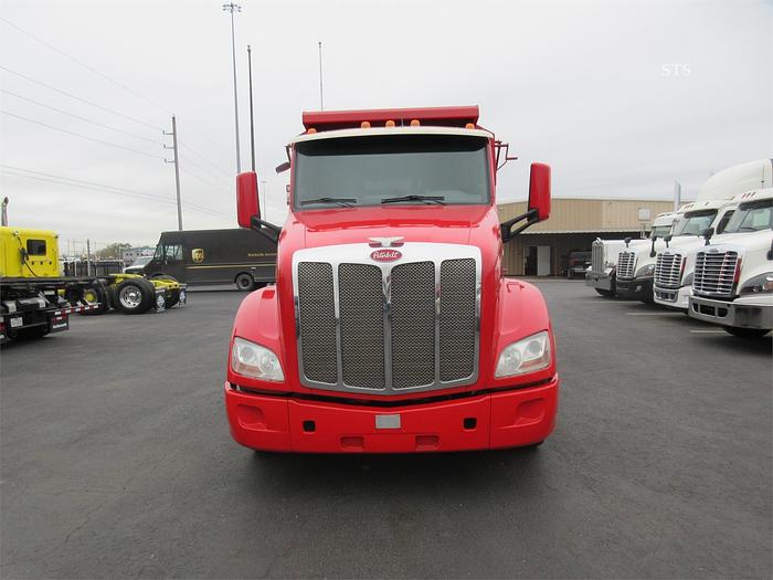 Used 2017 PETERBILT 579