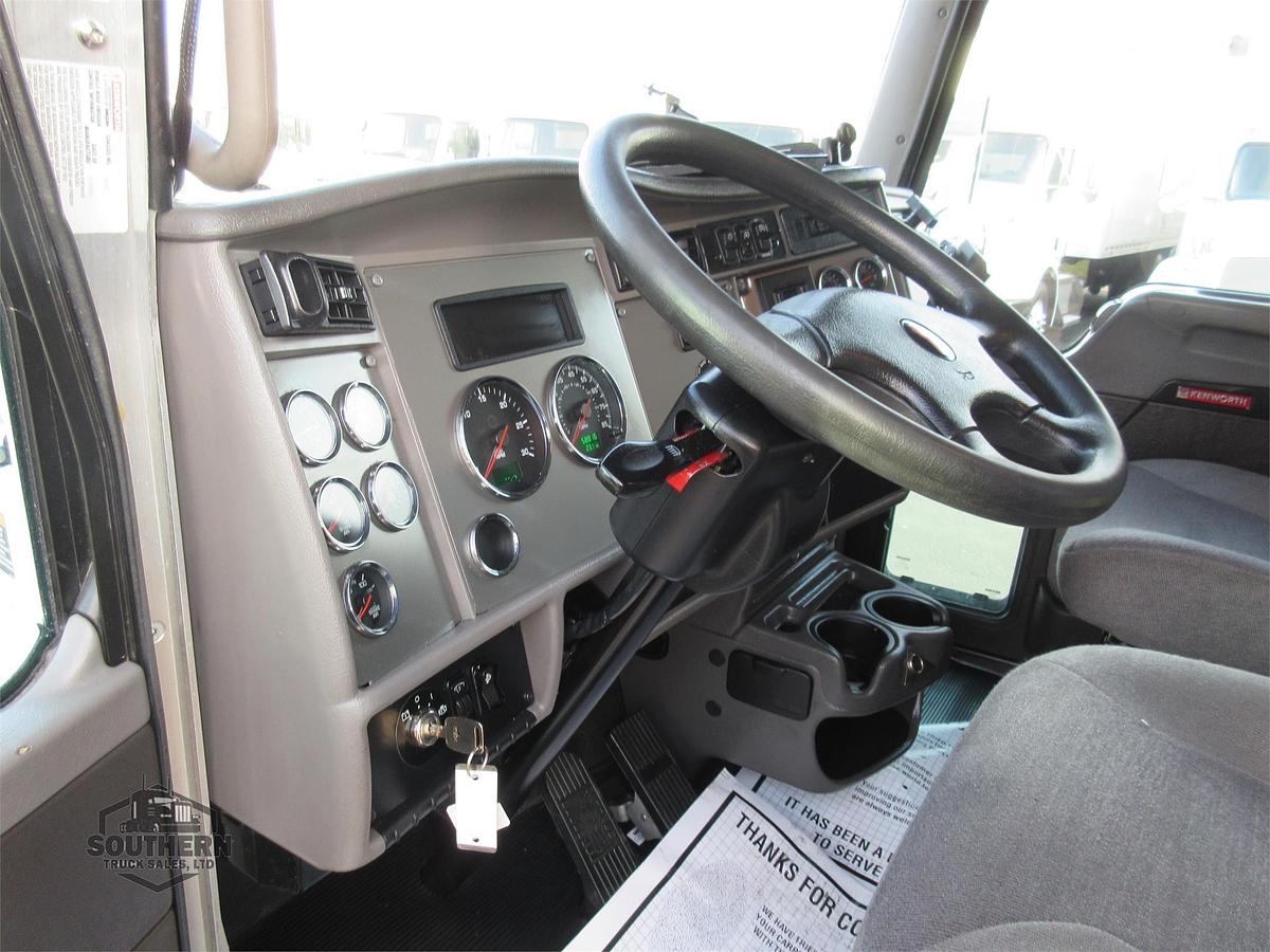 Used 2021 KENWORTH T270